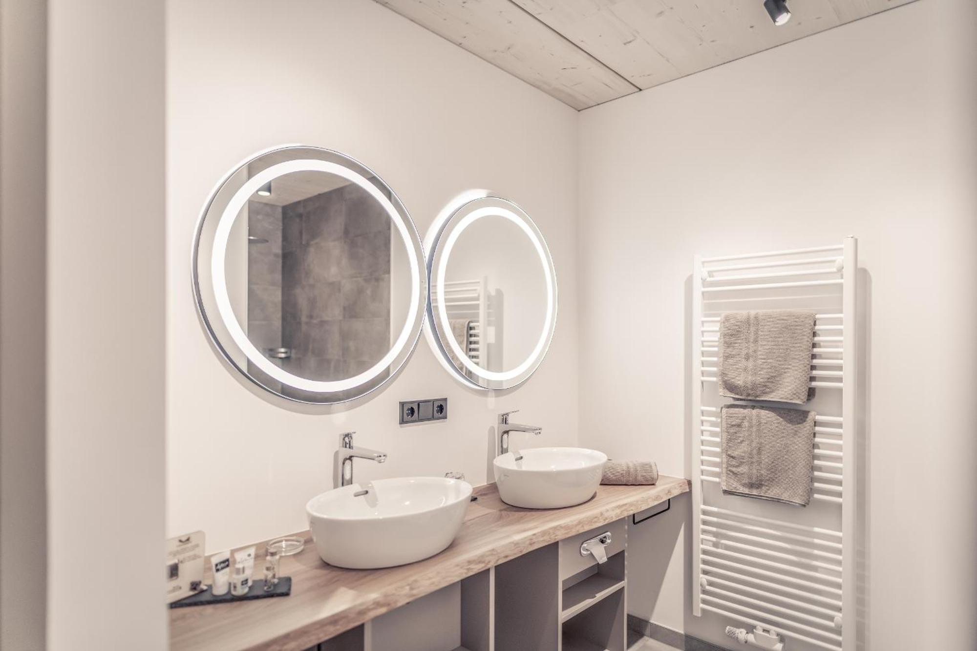 Boutique Hotel Lechzeit Elmen ภายนอก รูปภาพ