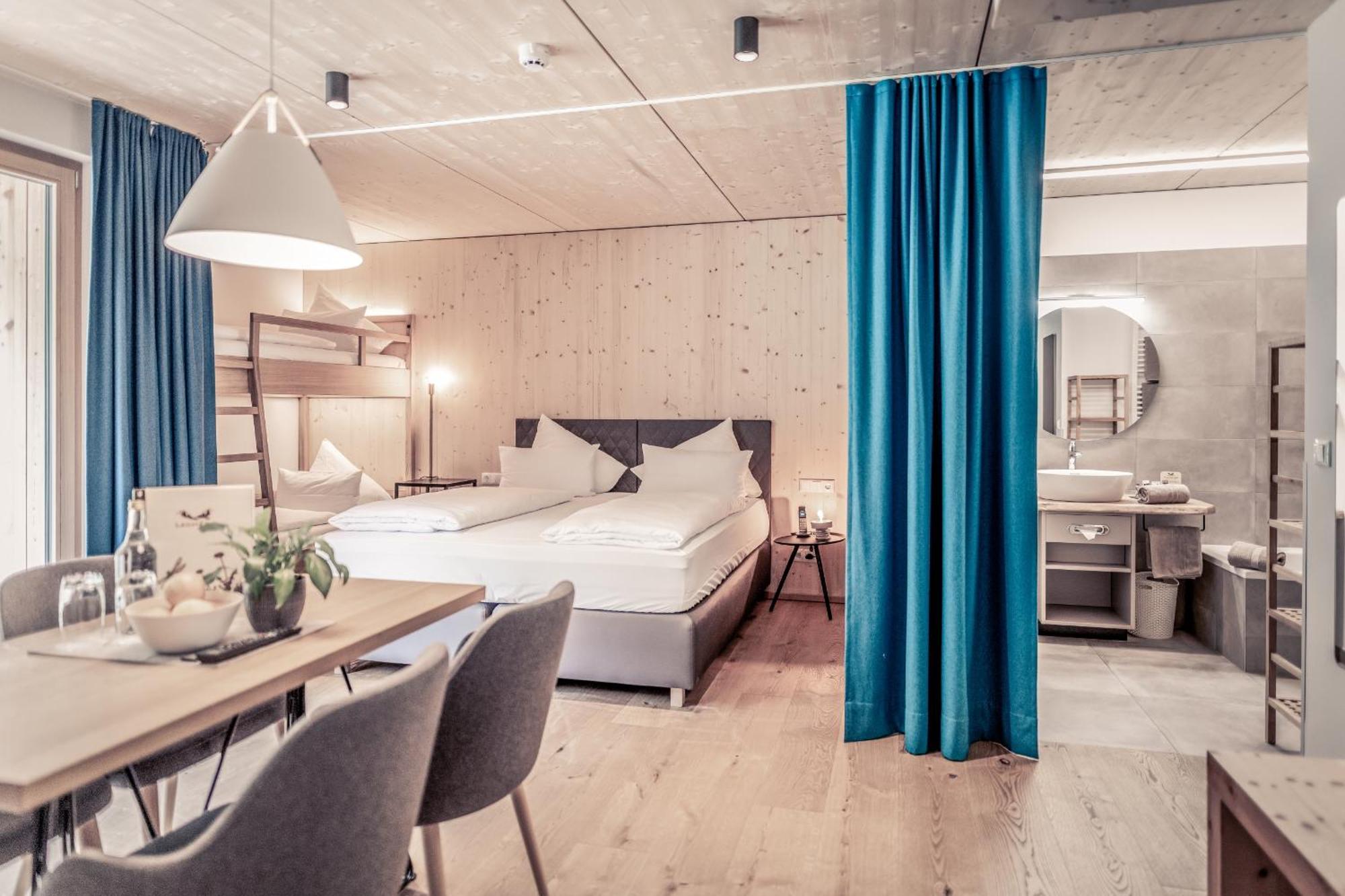 Boutique Hotel Lechzeit Elmen ภายนอก รูปภาพ