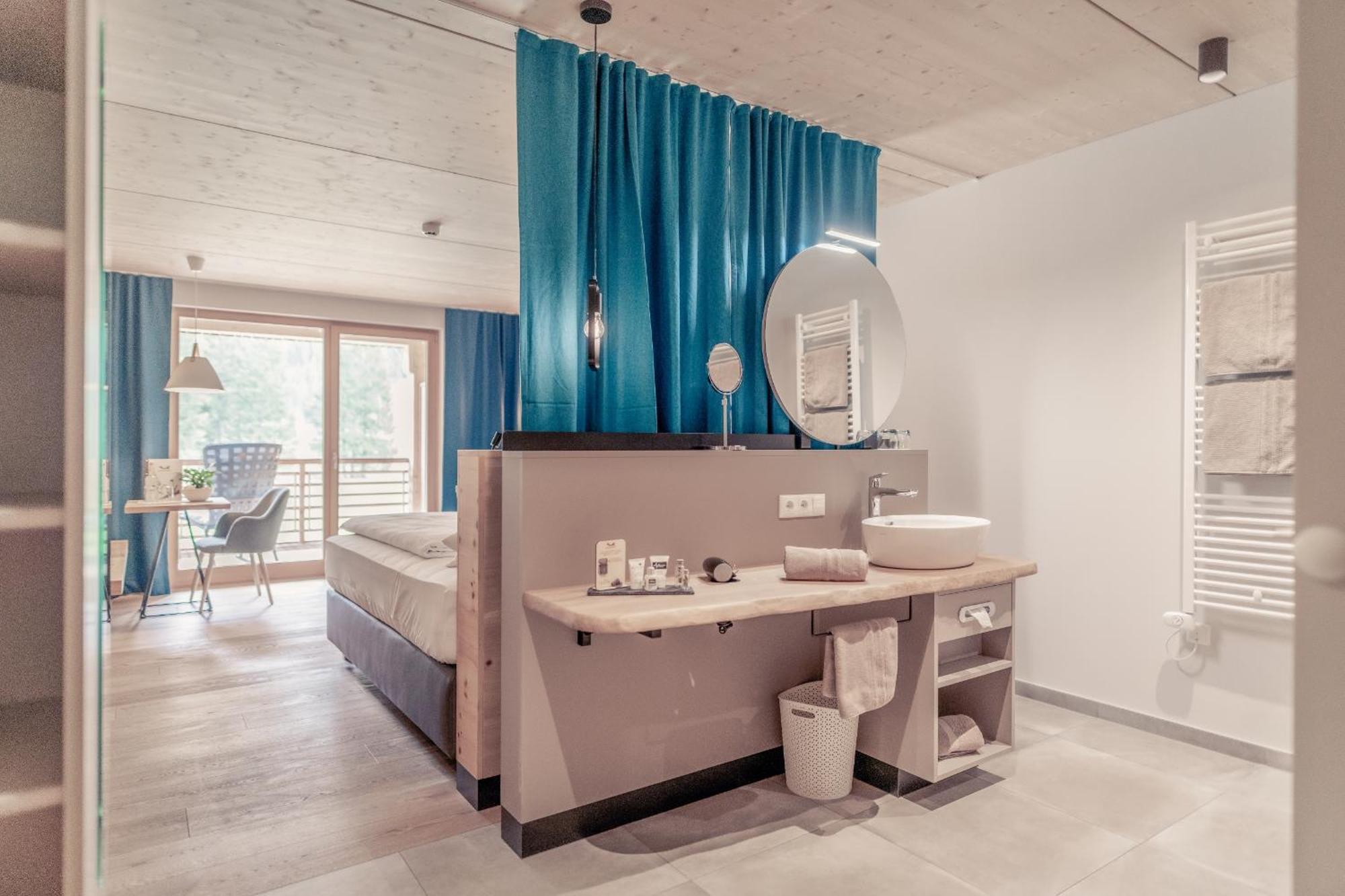 Boutique Hotel Lechzeit Elmen ภายนอก รูปภาพ