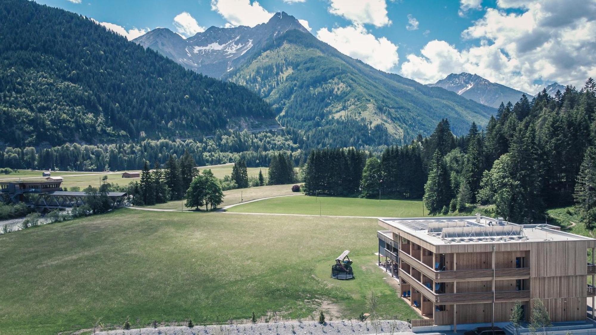 Boutique Hotel Lechzeit Elmen ภายนอก รูปภาพ
