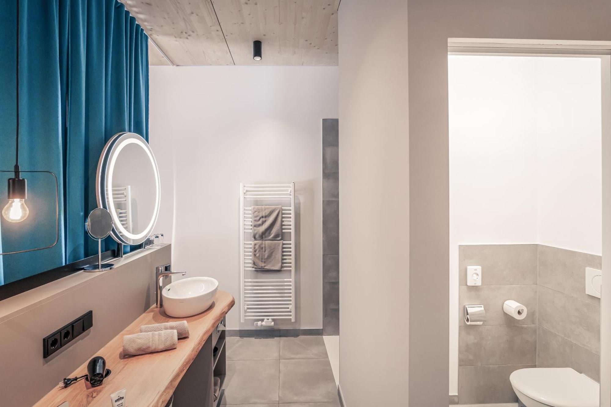 Boutique Hotel Lechzeit Elmen ภายนอก รูปภาพ