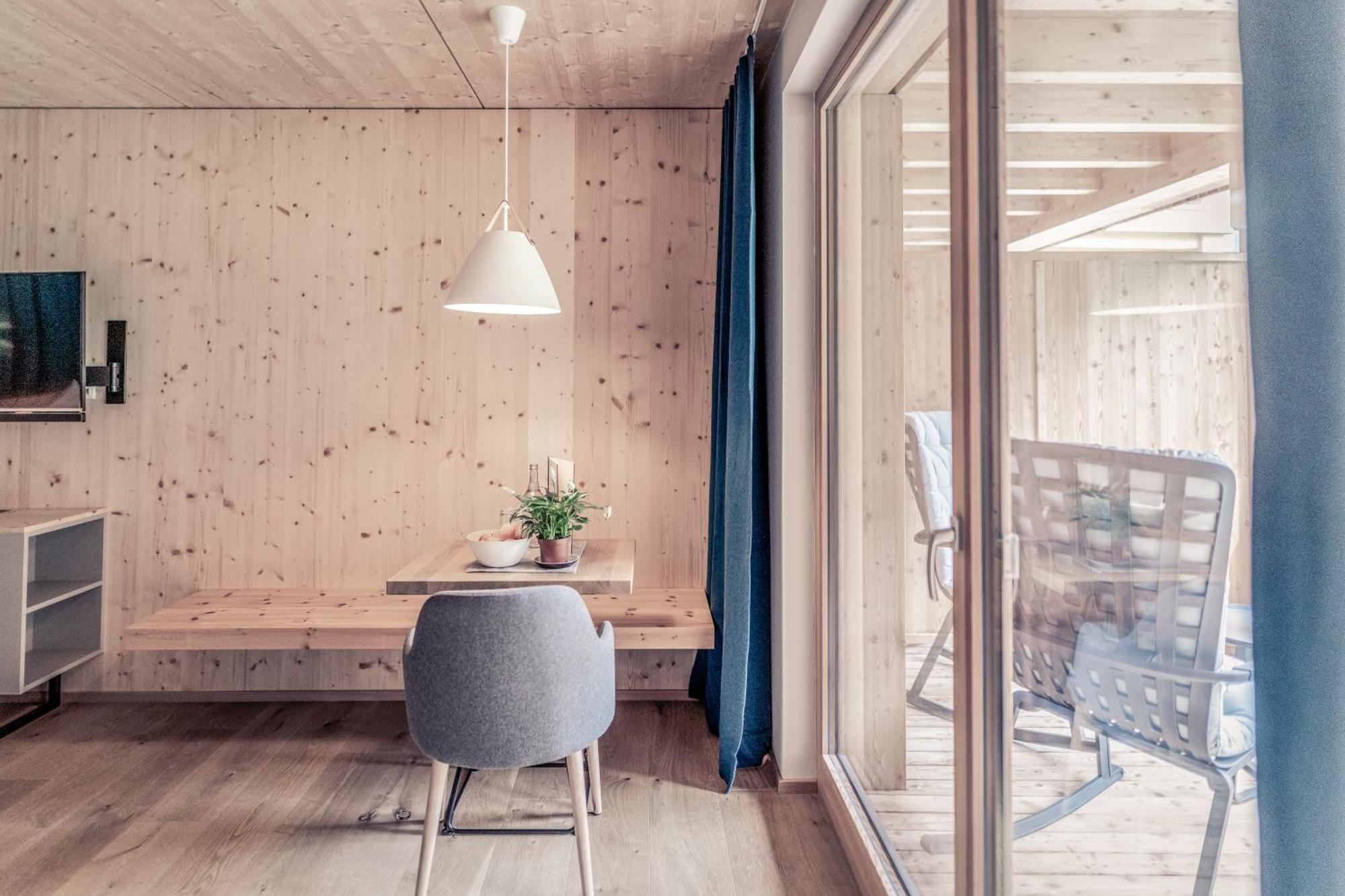 Boutique Hotel Lechzeit Elmen ภายนอก รูปภาพ